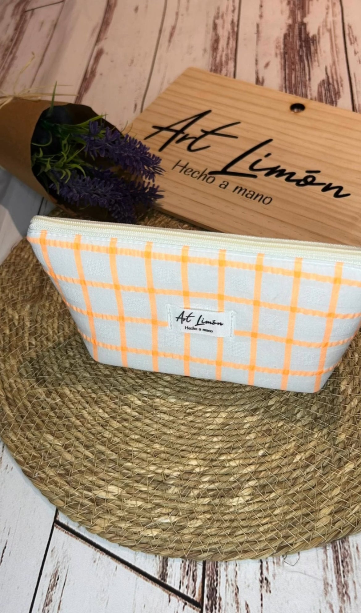 Mini neceser Ventana naranja fluor
