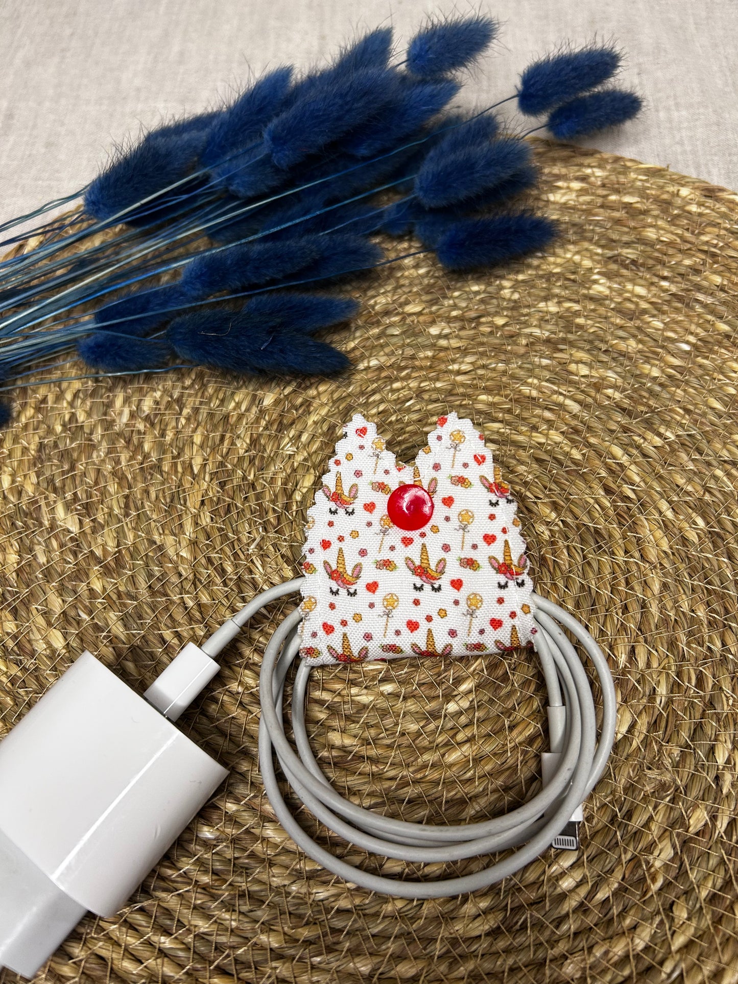 Porta cables Unicornio rojo